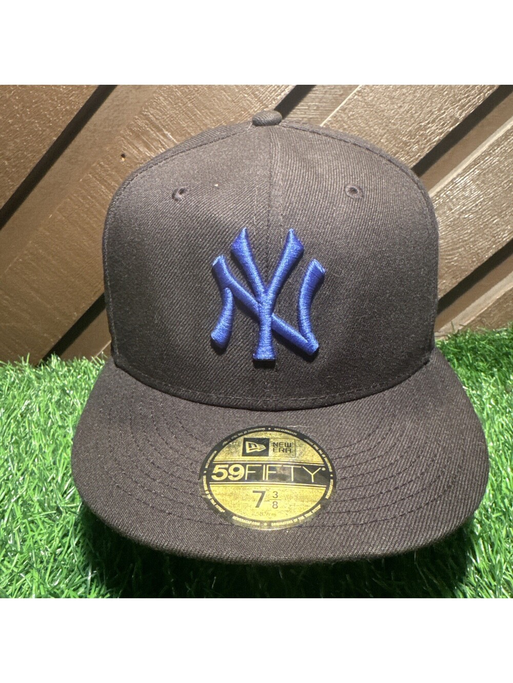 New Era 59FIFTY NY Yankees 2000 World Series Side Patch Fitted Hat 7 3/8 Blue UV